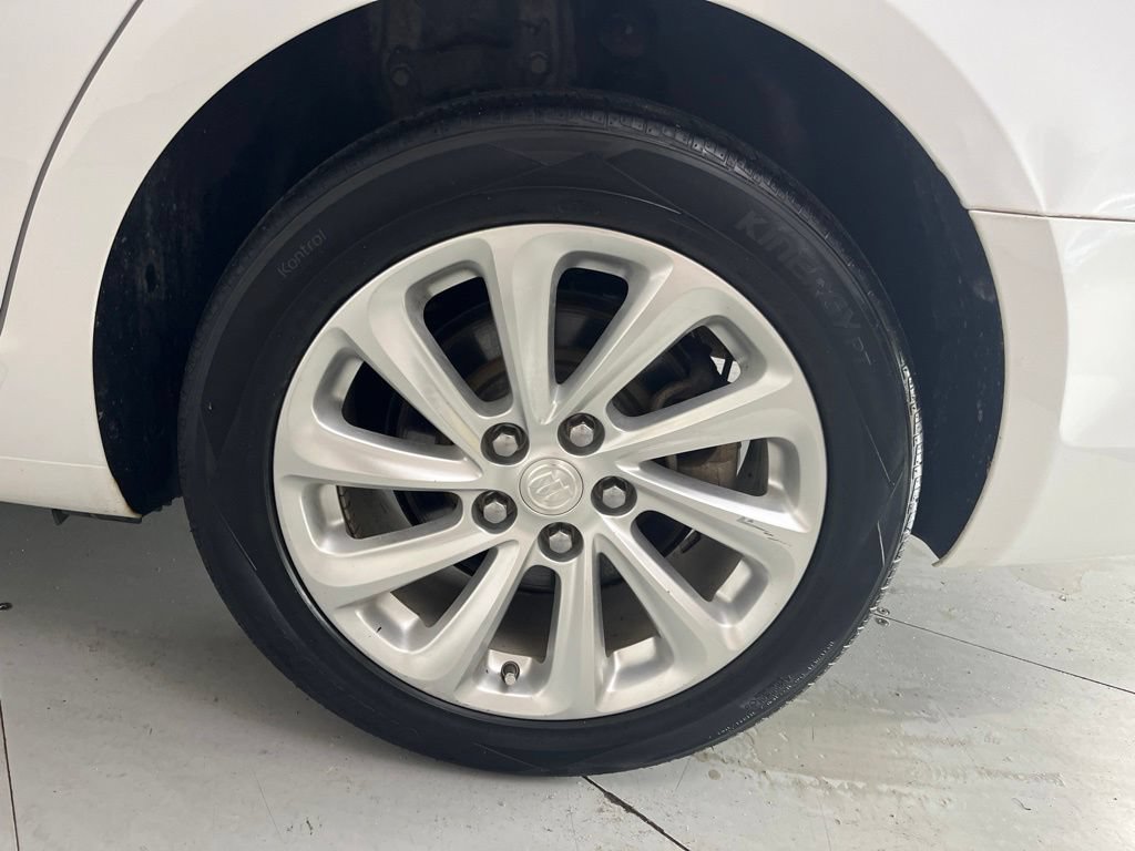 Used 2016 Buick LaCrosse Leather FWD image 15