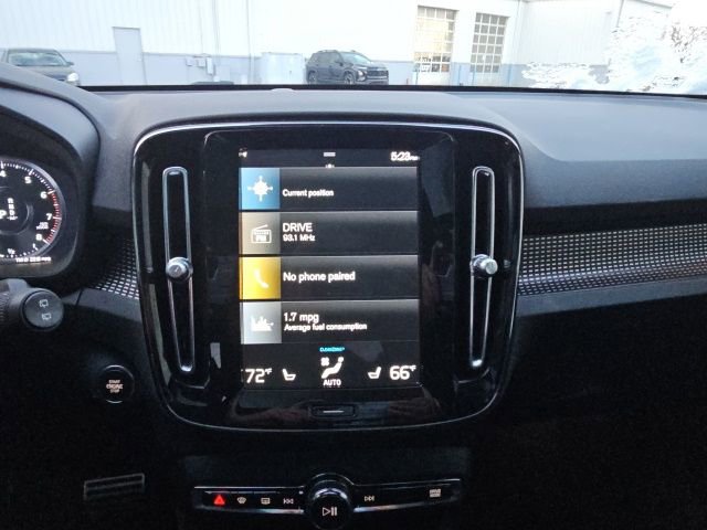 Used 2021 Volvo XC40 T5 R-Design w/ Advanced Package image 55