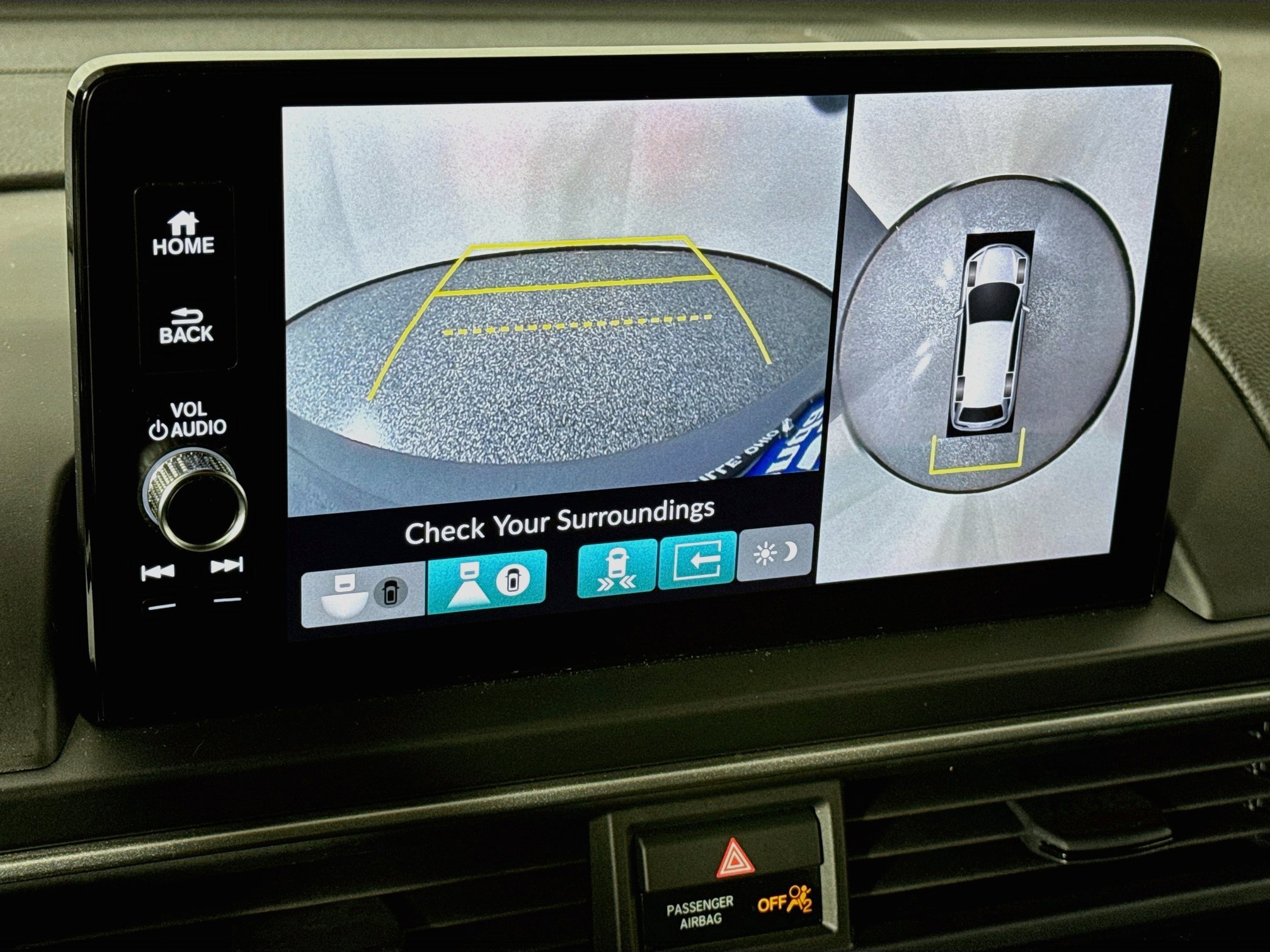 Certified 2025 Honda Pilot Black Edition image 14