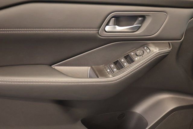 New 2026 Nissan Rogue SV w/ SV Premium Package image 13