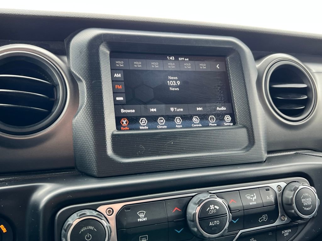 Used 2021 Jeep Gladiator Willys image 26