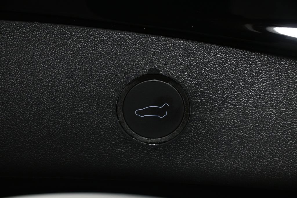 Used 2023 Tesla Model 3 Standard Range RWD image 27