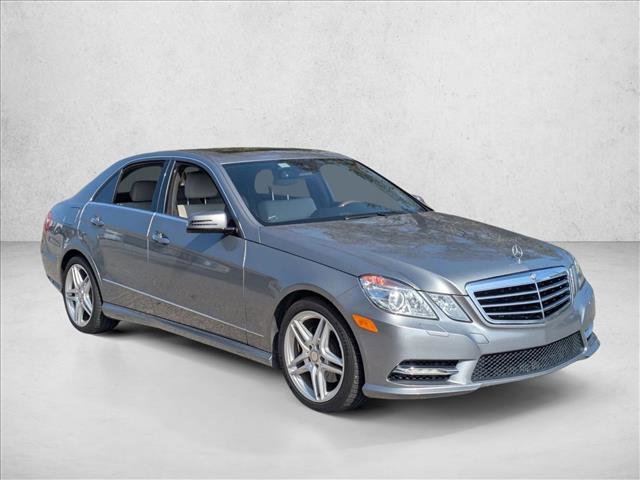 Used 2013 Mercedes-Benz E 350 Sedan image 3
