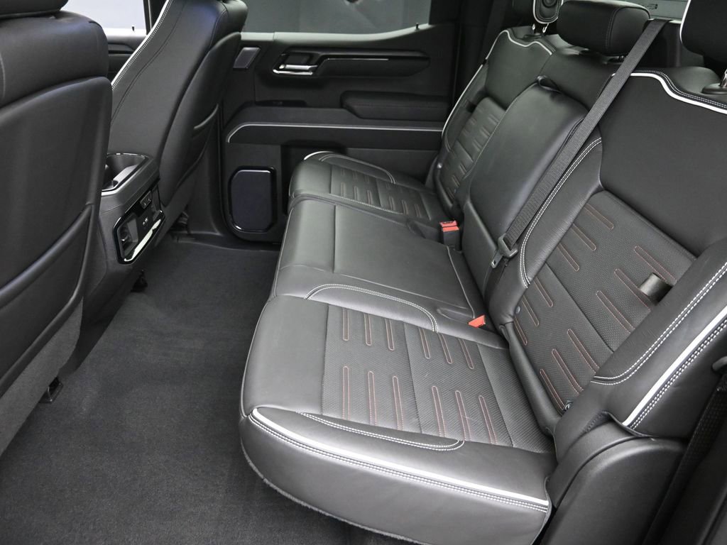 Used 2023 GMC Sierra 1500 AT4X image 11