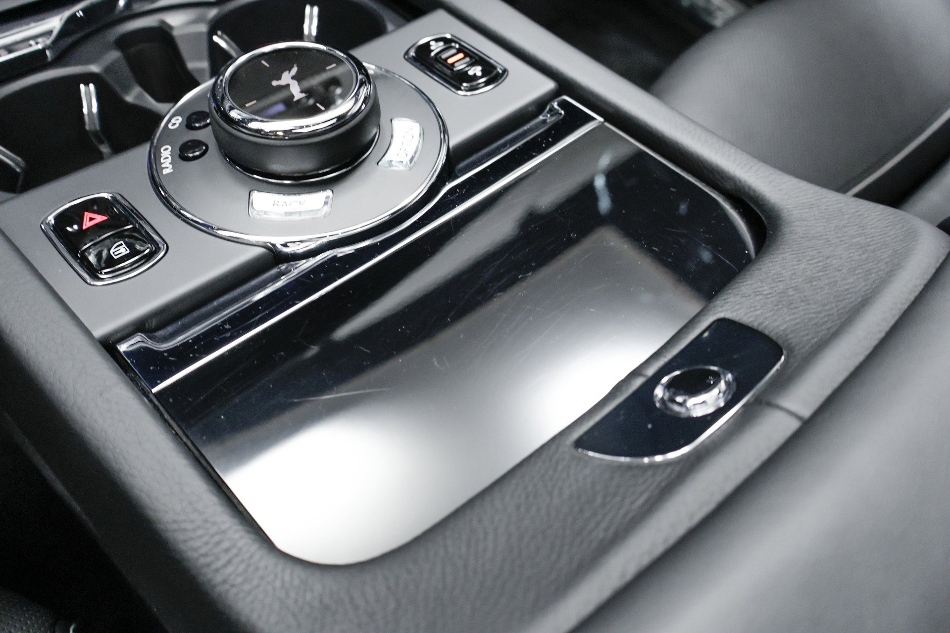 Used 2016 Rolls-Royce Ghost image 45