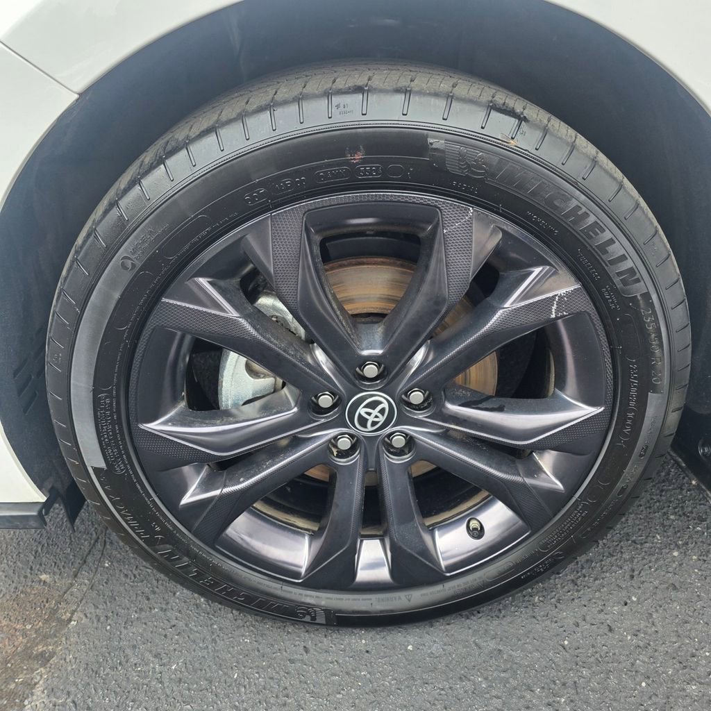 Used 2025 Toyota Sienna XSE w/ XSE Plus Package image 22