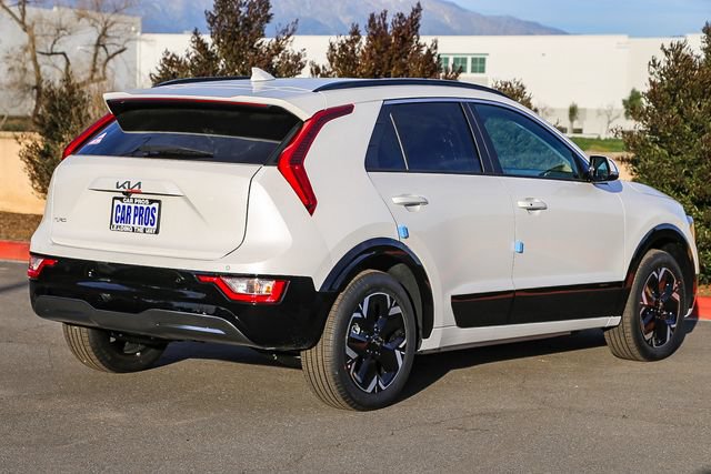 New 2026 Kia Niro Wind FWD image 15