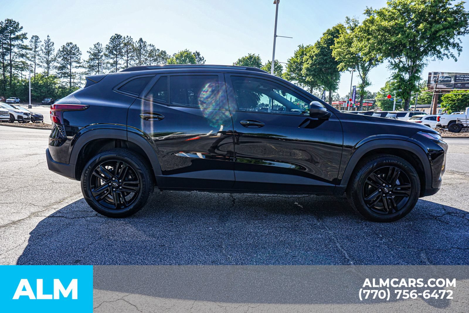Used 2025 Chevrolet Trax ACTIV w/ Sunroof Package FWD image 10