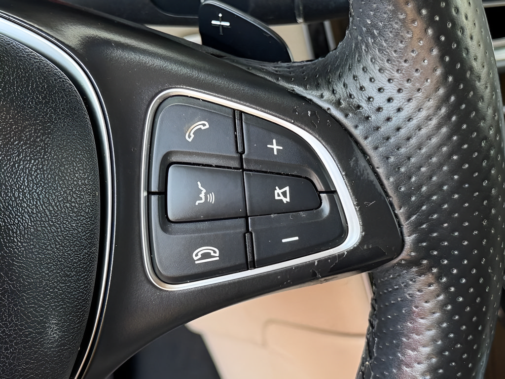 Used 2016 Mercedes-Benz GLC 300 image 23