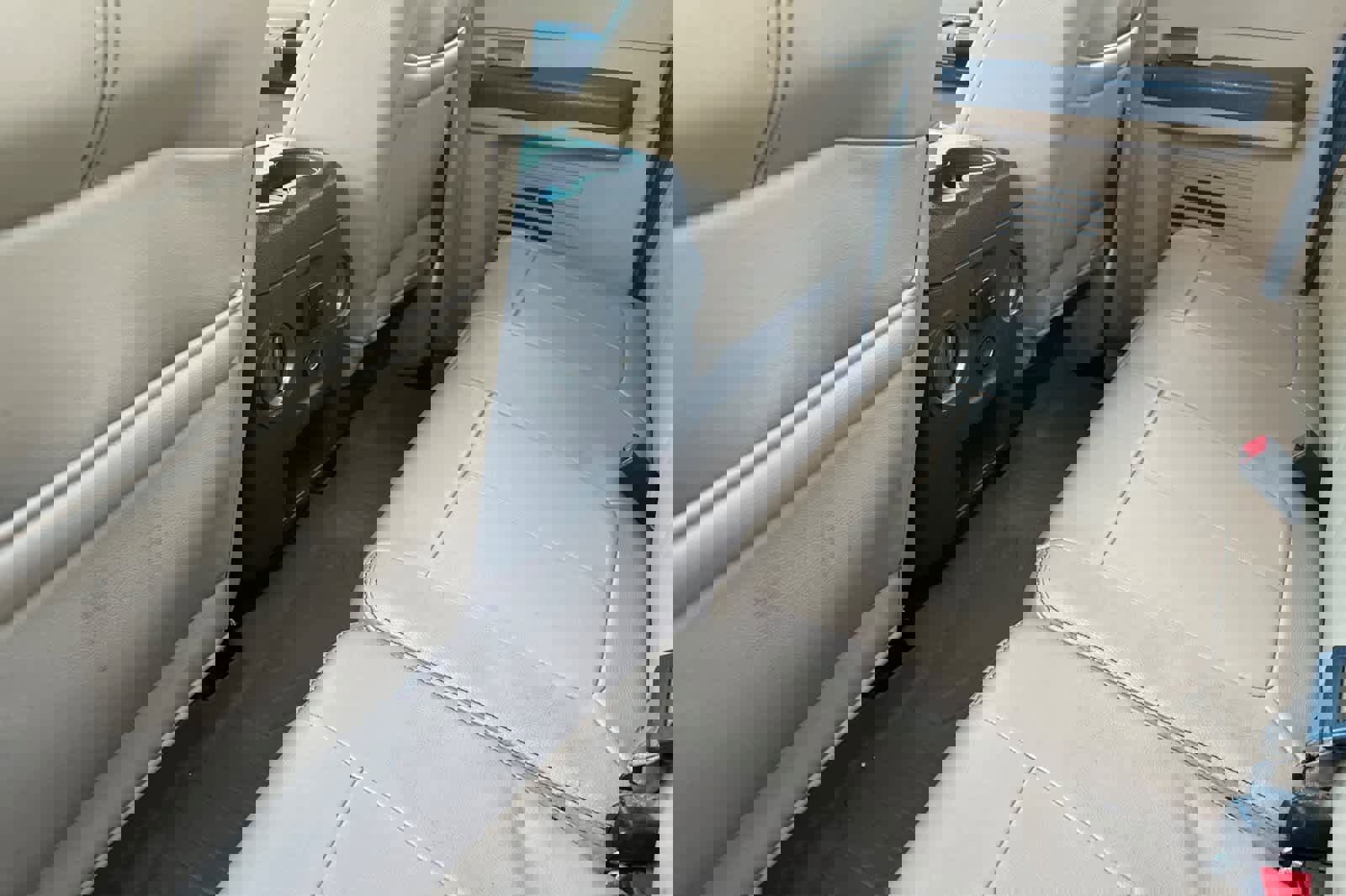 Used 2015 Ford F250 Lariat w/ Chrome Package image 12