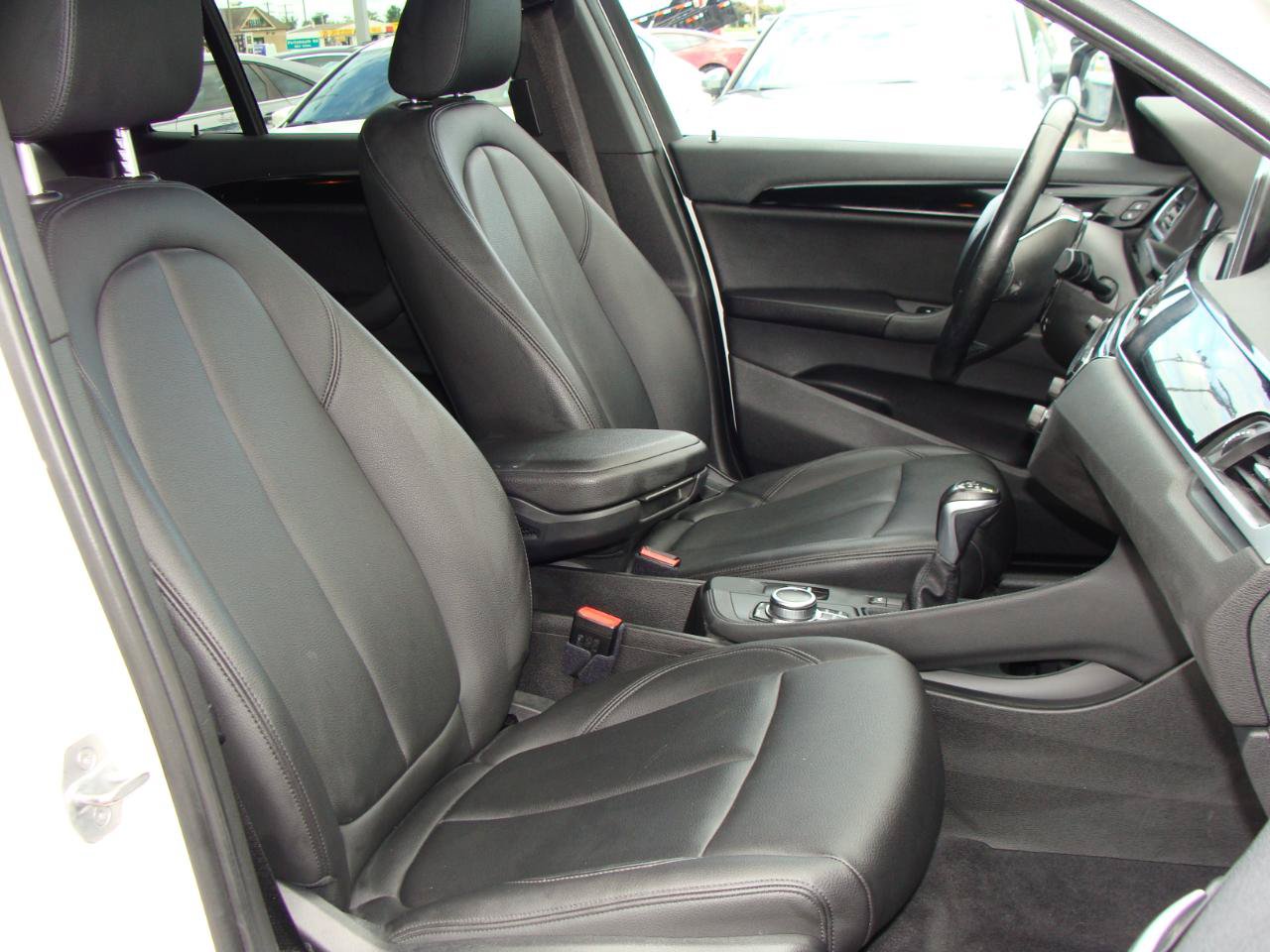 Used 2019 BMW X1 xDrive28i AWD/4WD image 10