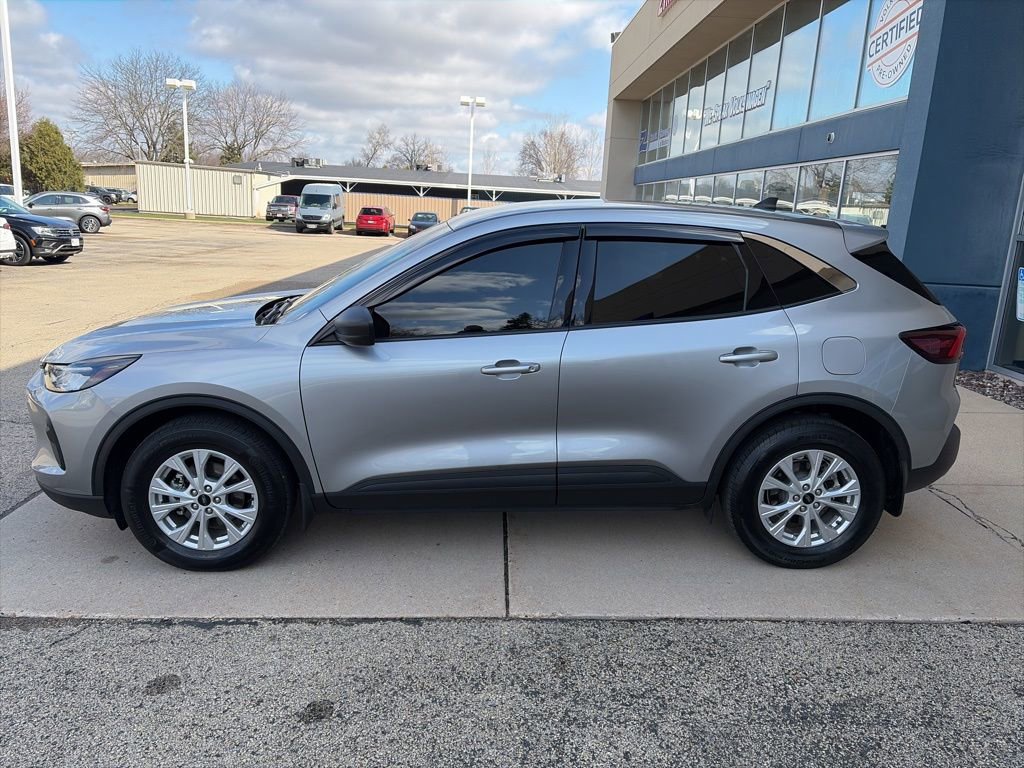 Used 2024 Ford Escape Active w/ Tech Pack #1 AWD/4WD image 5