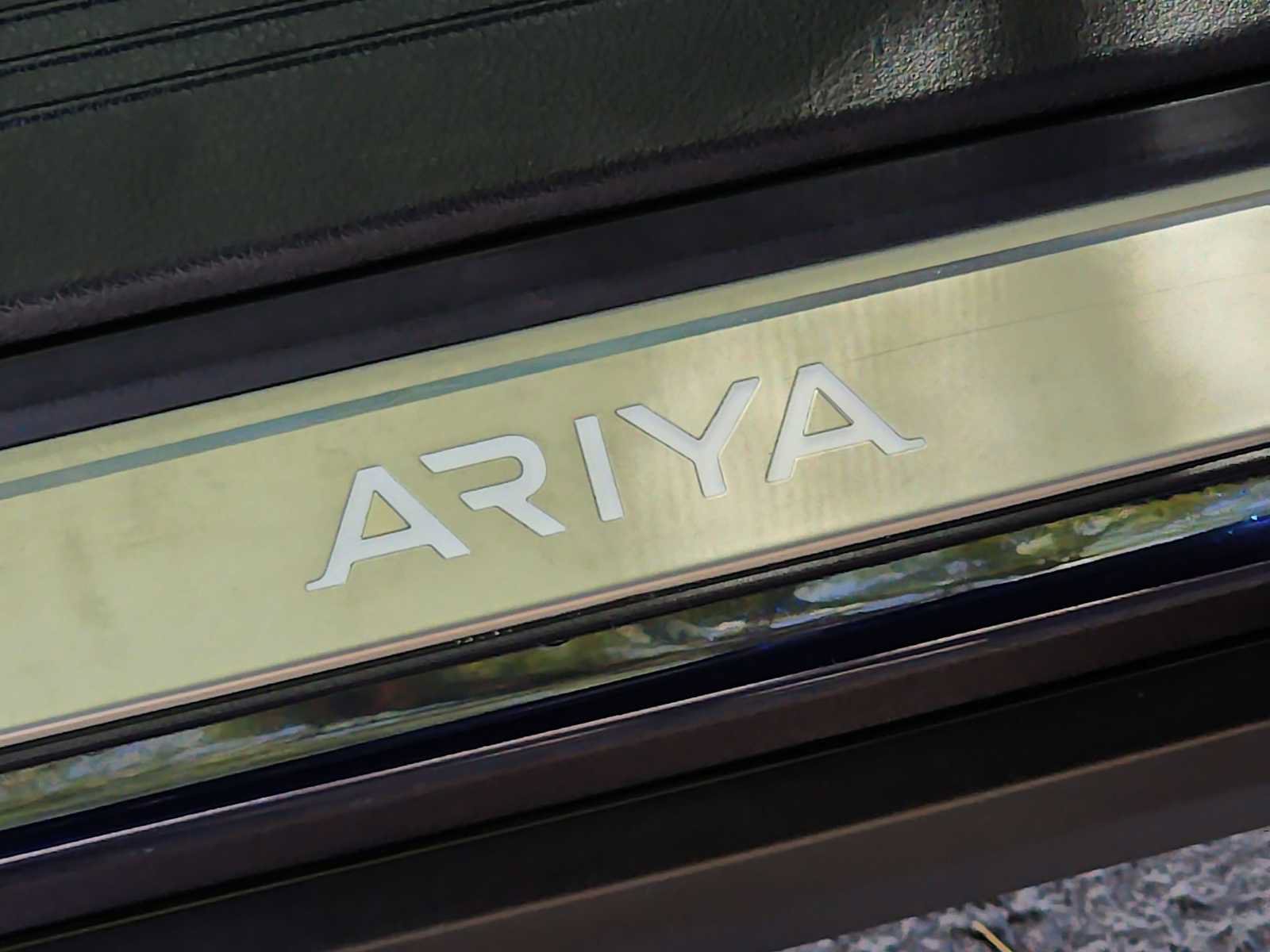 Used 2024 Nissan Ariya FWD image 11