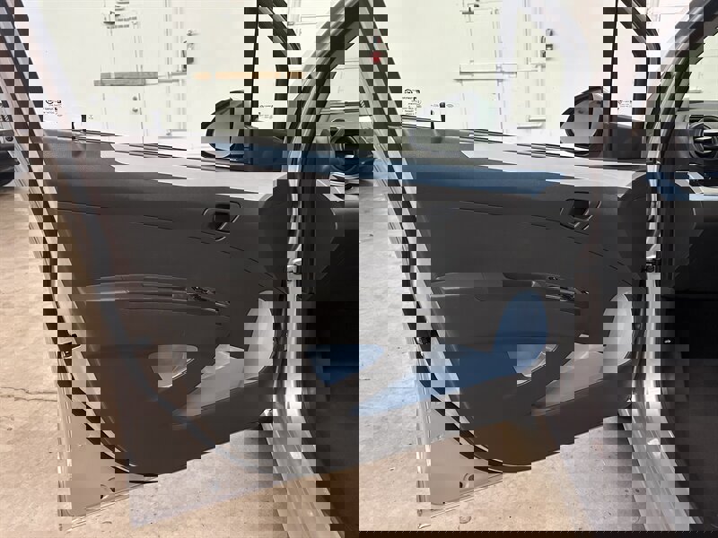 Used 2016 Chevrolet Spark LT image 23