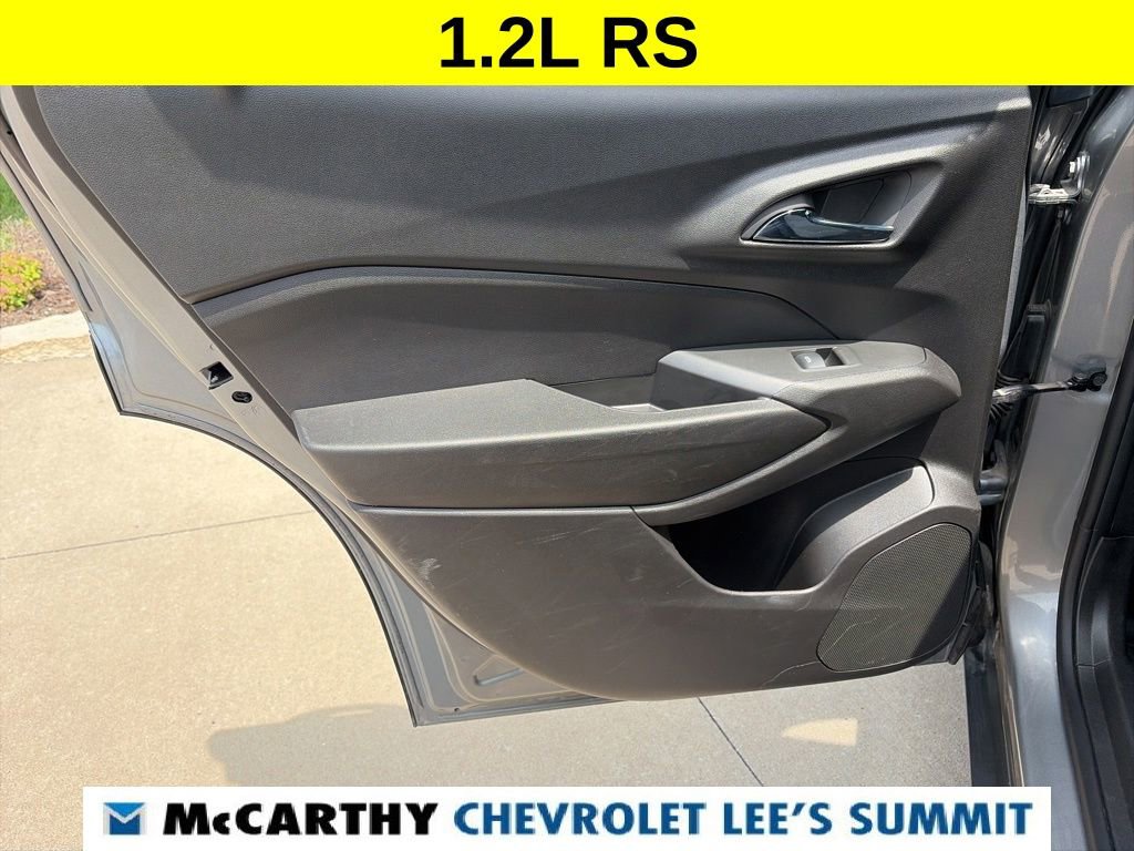Used 2025 Chevrolet Trax RS w/ Driver Confidence Package FWD image 37