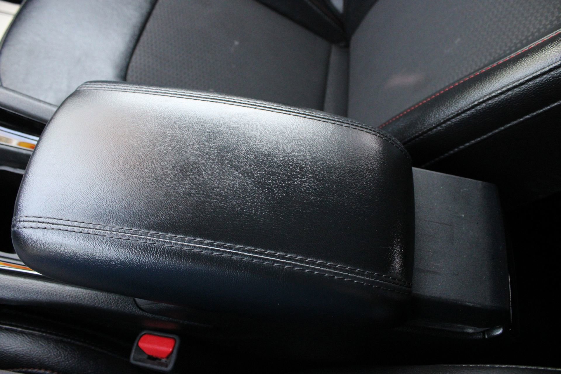 Used 2025 Jeep Compass Trailhawk AWD/4WD image 48