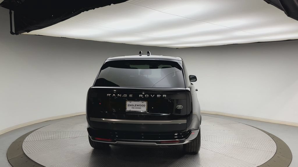Used 2023 Land Rover Range Rover SE AWD/4WD image 3