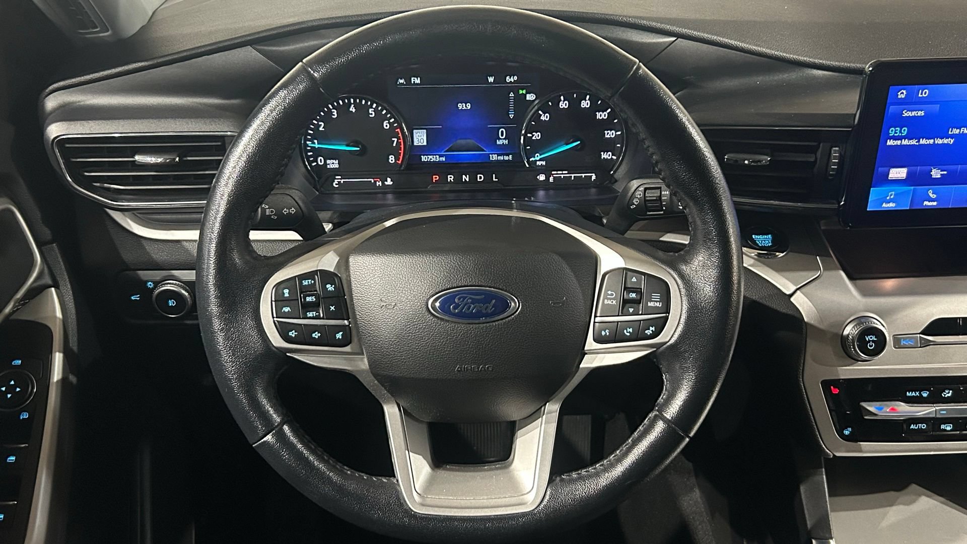 Used 2022 Ford Explorer XLT w/ Equipment Group 202A AWD/4WD image 79