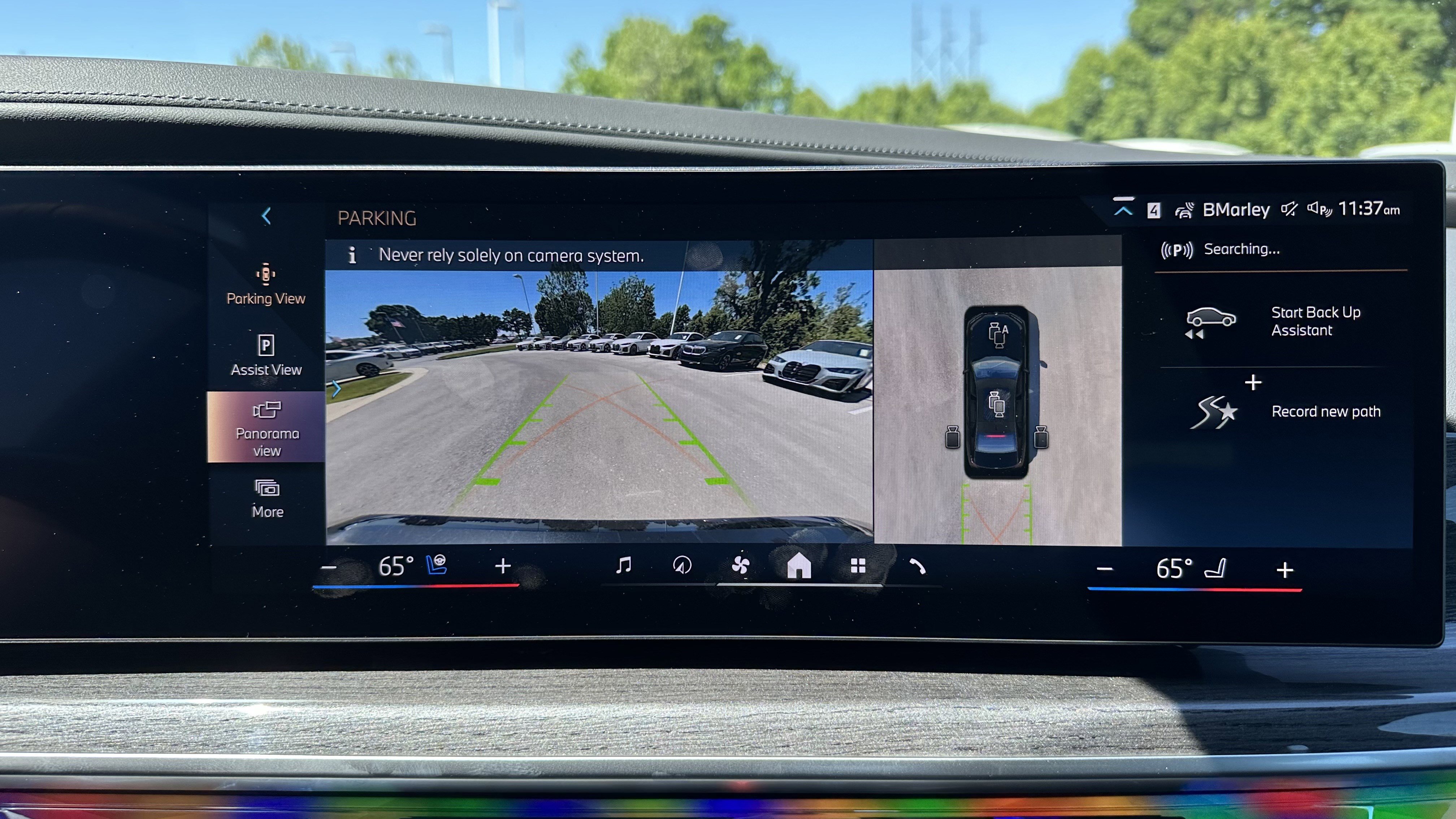 Used 2025 BMW i7 xDrive60 w/ M Sport Package RWD image 24