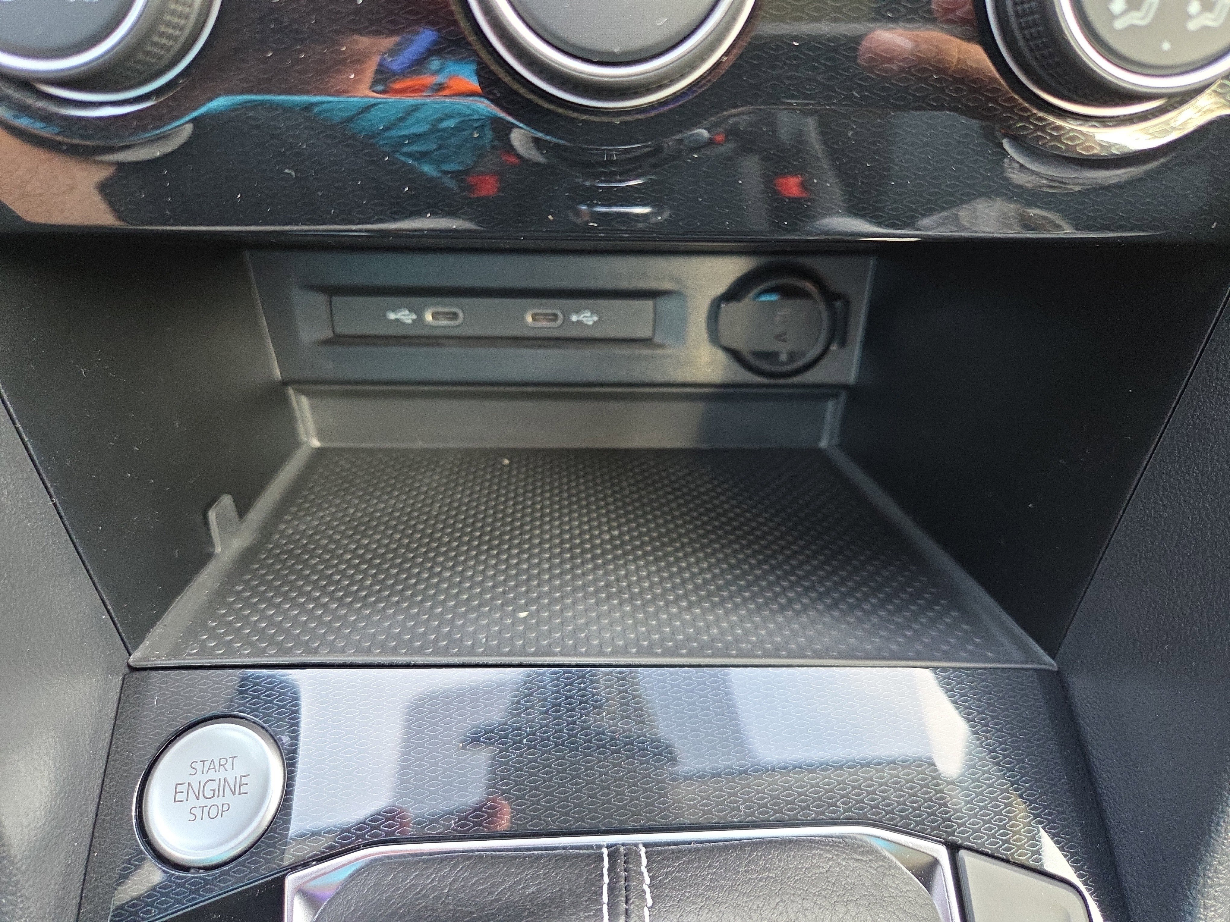 New 2025 Volkswagen Taos S image 12