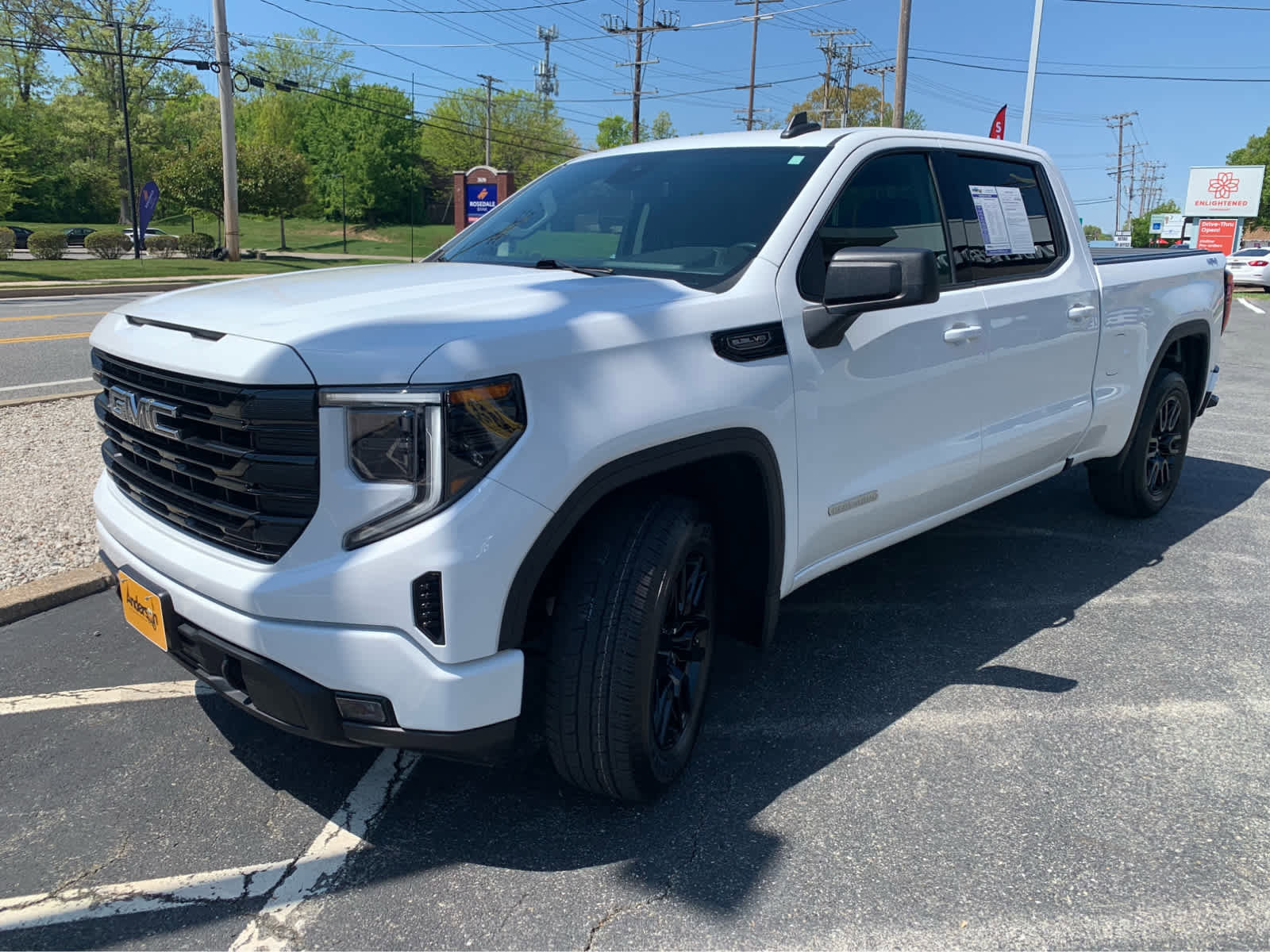 Used 2023 GMC Sierra 1500 Elevation AWD/4WD image 3