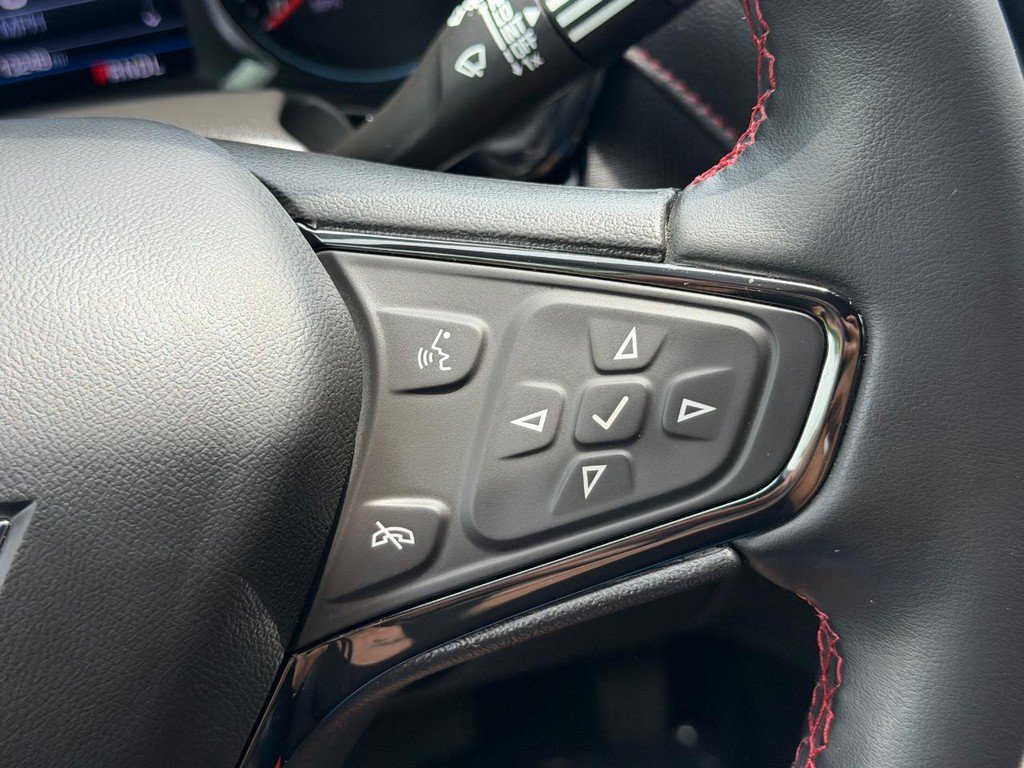 Used 2024 Chevrolet Equinox RS AWD/4WD image 18