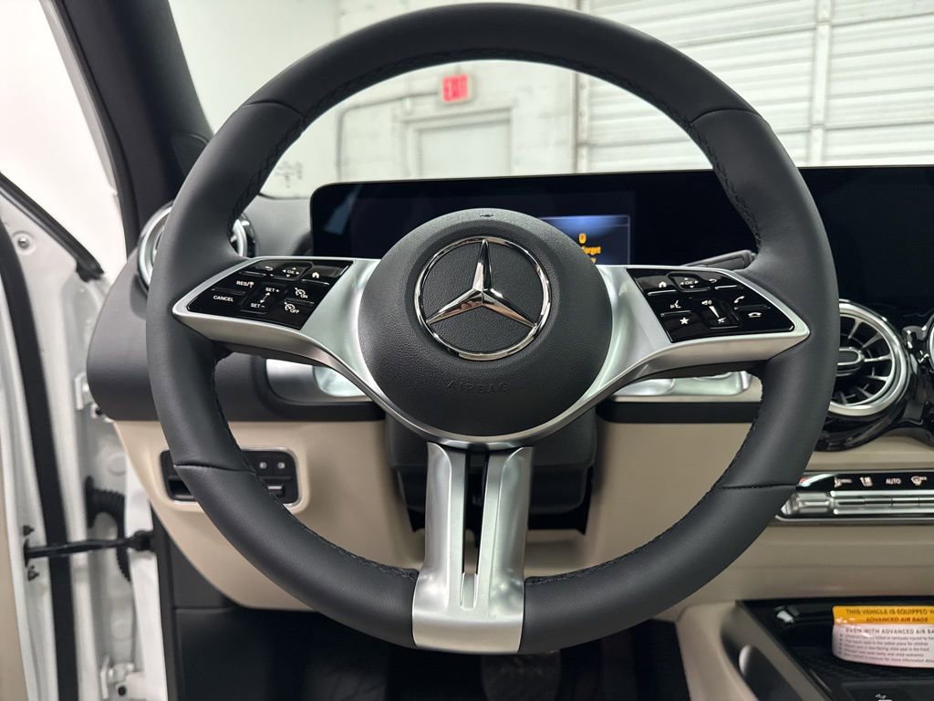 Used 2026 Mercedes-Benz GLB 250 image 15