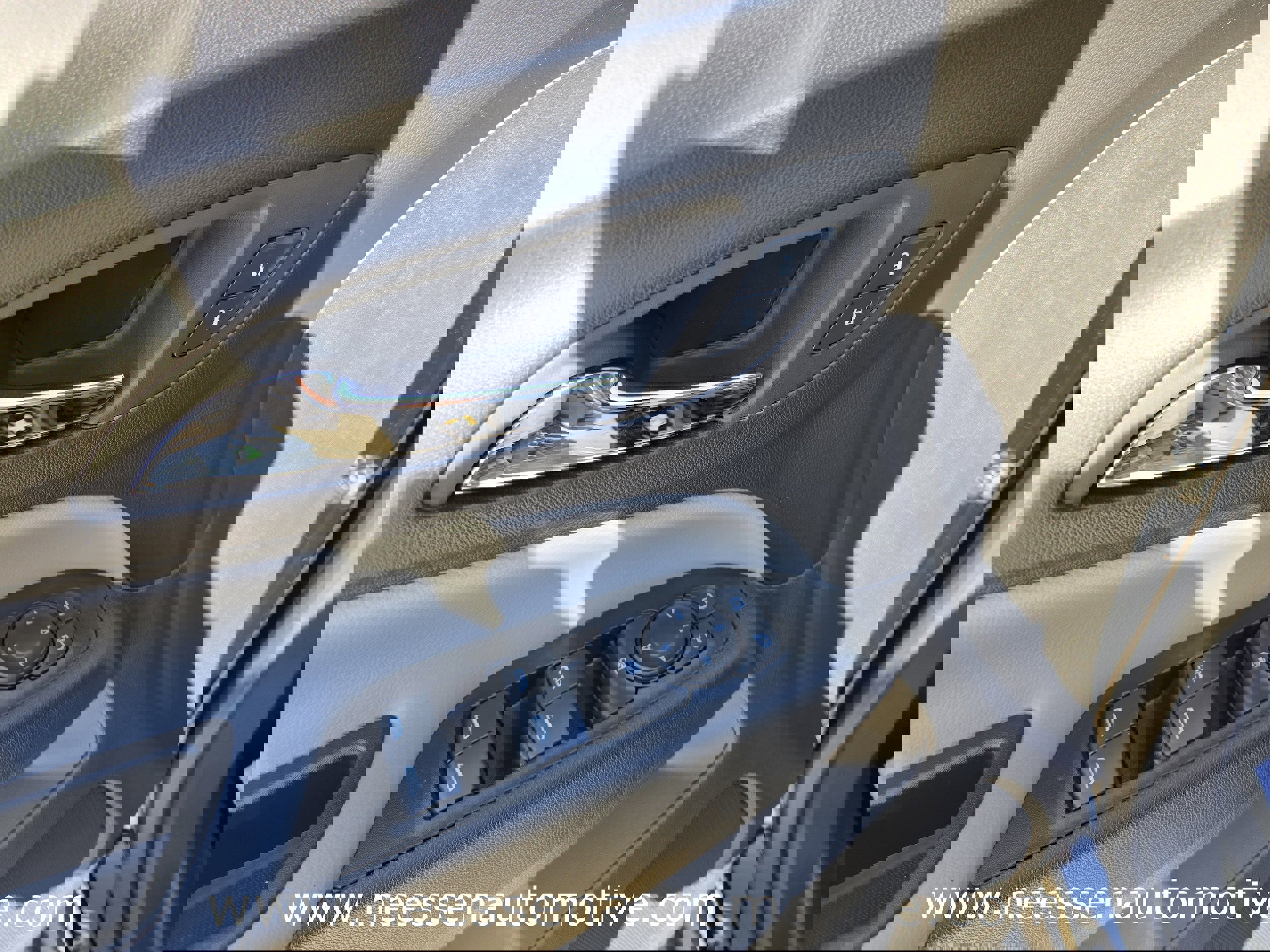 Used 2024 Chevrolet Equinox LS w/ LS Convenience Package image 17