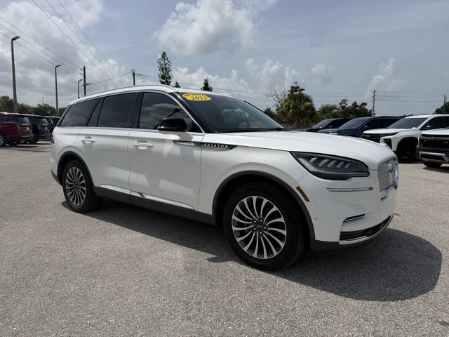 Used 2023 Lincoln Aviator Reserve w/ Equipment Group 201A AWD/4WD image 1