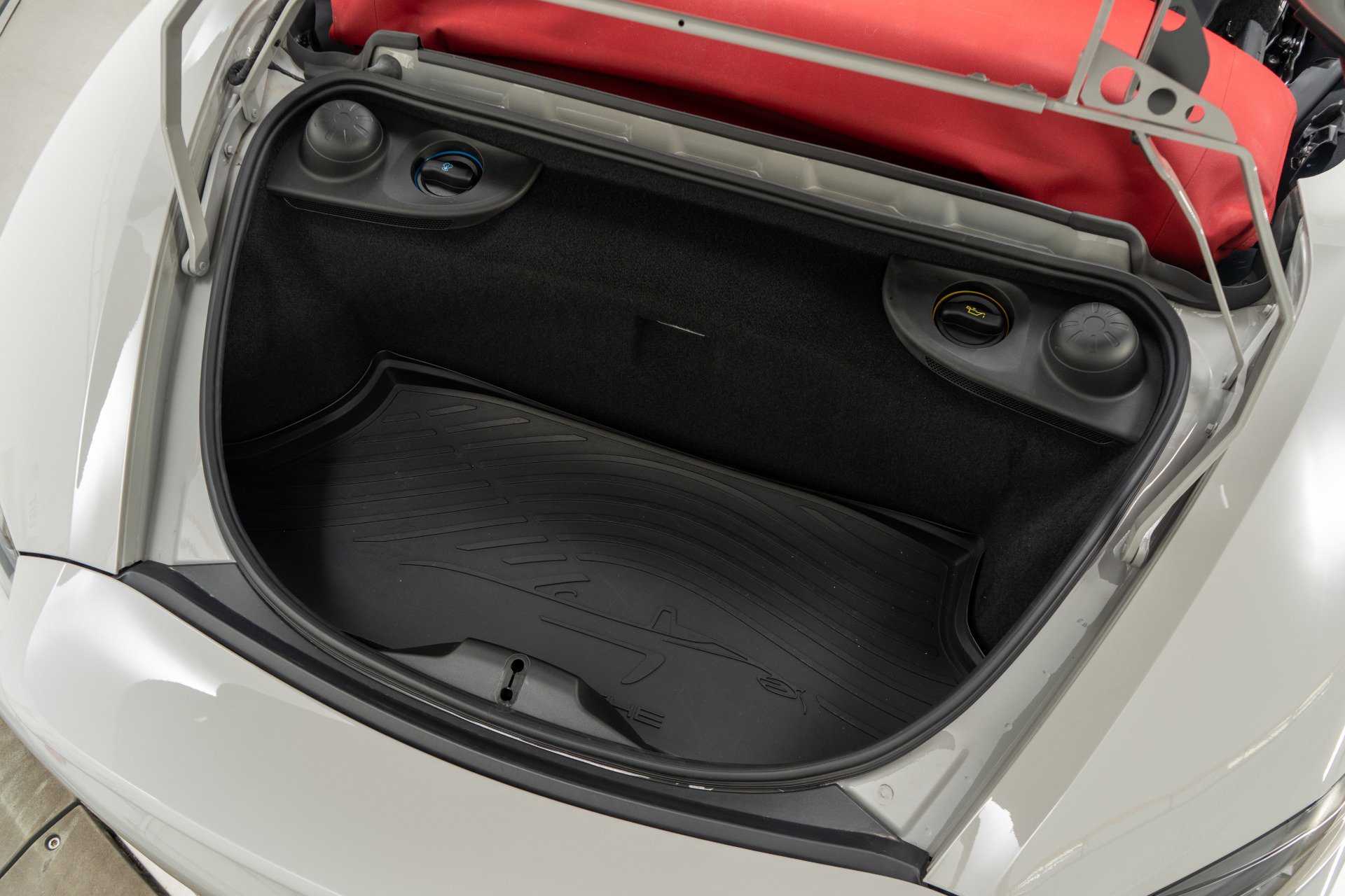 Used 2021 Porsche 718 Boxster Spyder RWD image 12