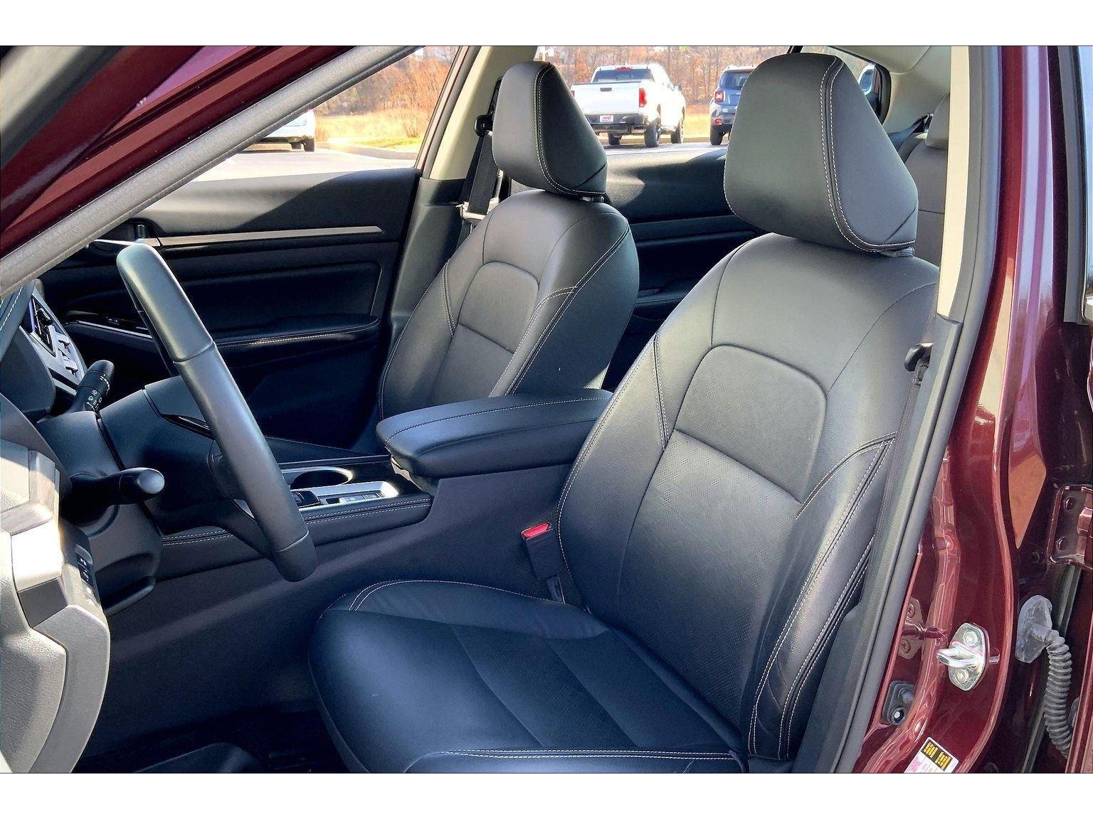 Used 2024 Nissan Altima 2.5 SL image 22