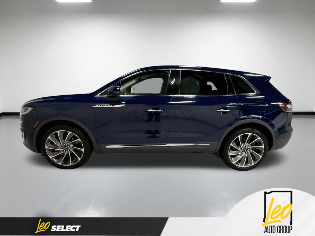 Used 2019 Lincoln Nautilus Reserve w/ Driver Assistance Package AWD/4WD image 11