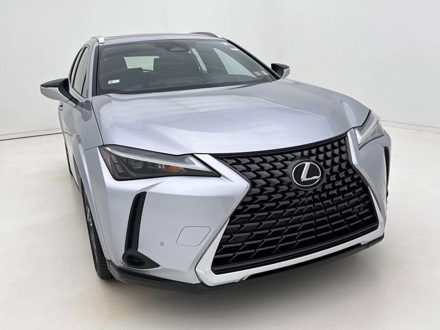 Used 2025 Lexus UX 300h AWD w/ Accessory Package (Z1) image 3