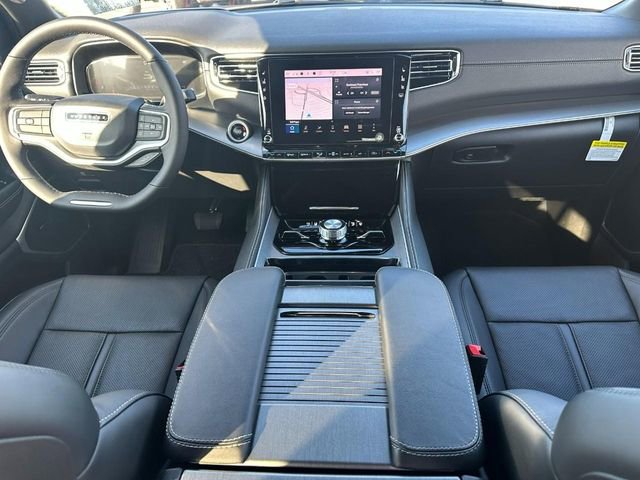 New 2025 Jeep Wagoneer L Series II w/ Convenience Group I image 7