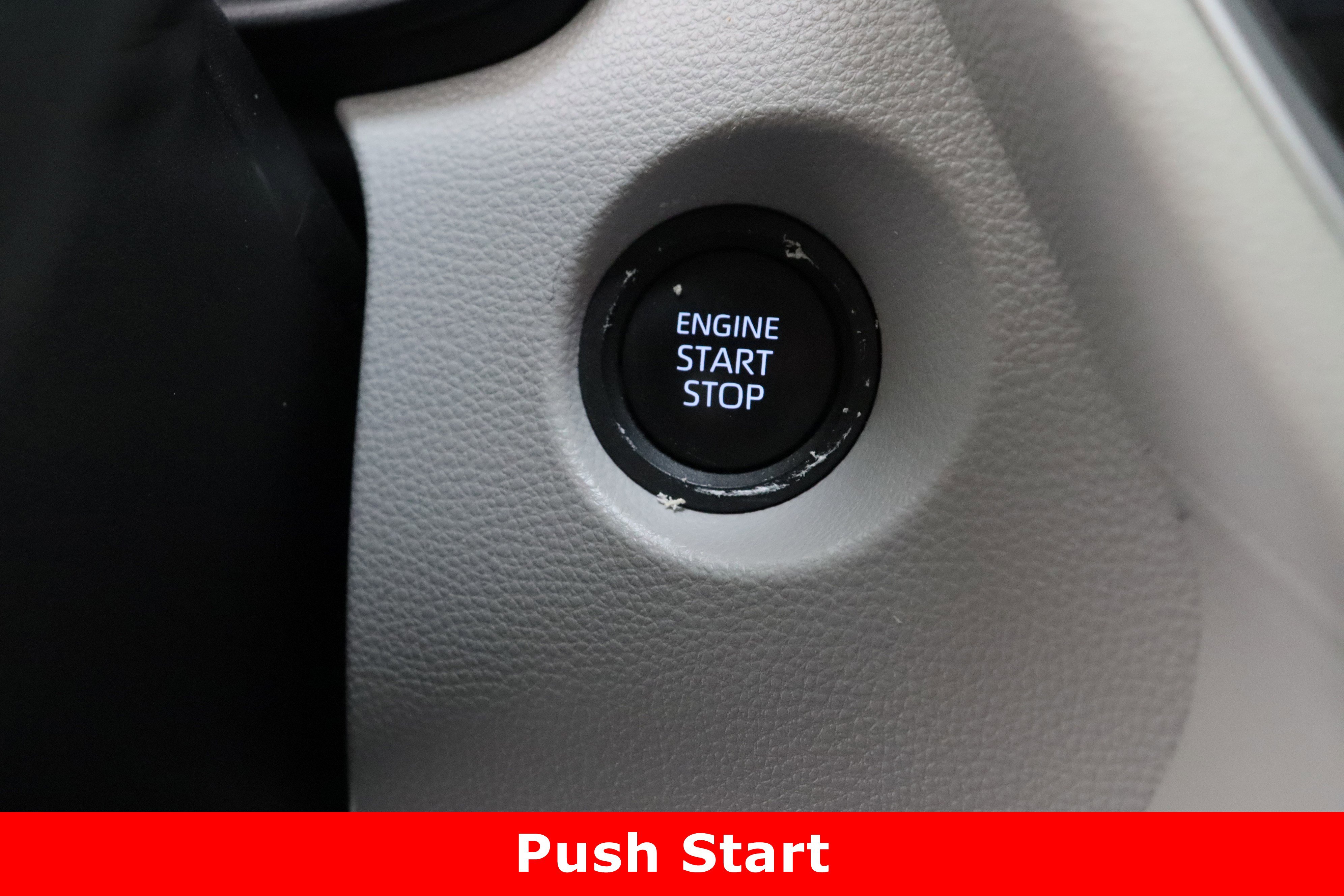 Certified 2025 Toyota Corolla Cross LE image 17