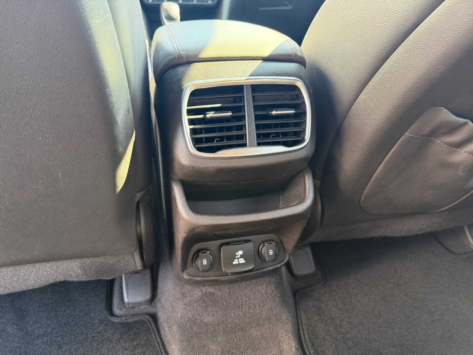 Used 2019 Hyundai Santa Fe FWD image 27