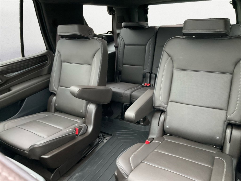 Used 2022 GMC Yukon Denali image 9
