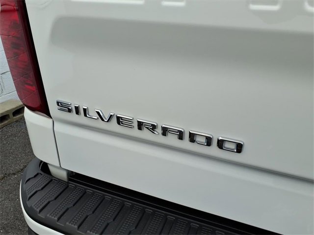 Used 2025 Chevrolet Silverado 1500 Custom image 17