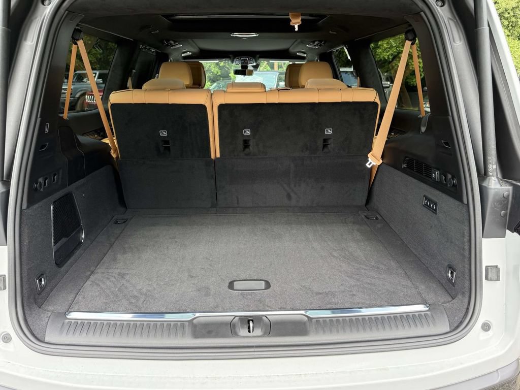 New 2026 Jeep Grand Wagoneer L Summit AWD/4WD image 11