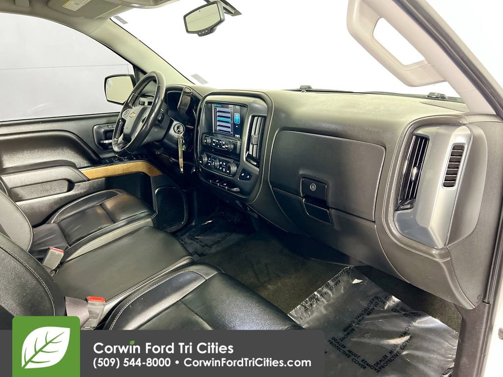 Used 2015 Chevrolet Silverado 1500 LTZ image 27