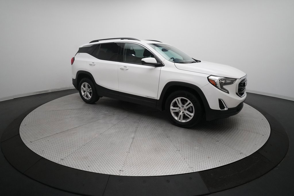 Used 2020 GMC Terrain SLE w/ Driver Convenience Package image 13