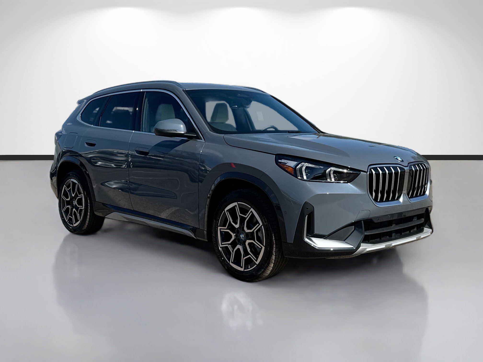 New 2026 BMW X1 xDrive28i w/ Convenience Package
