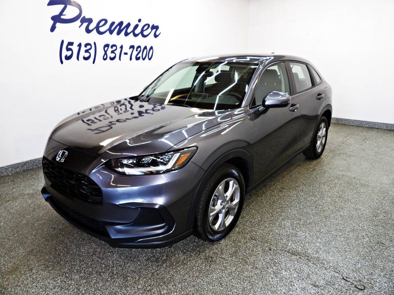 Used 2024 Honda HR-V LX image 1