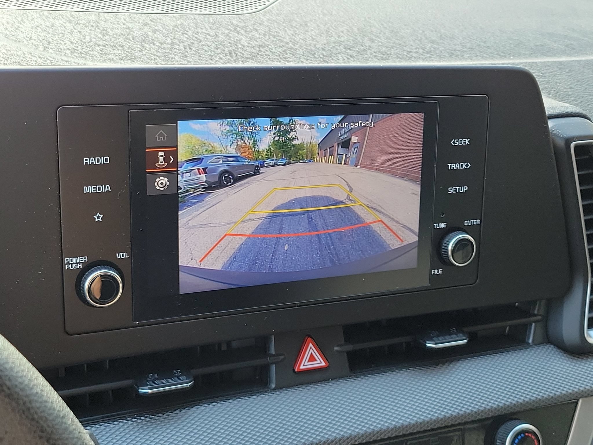 Certified 2025 Kia Sportage LX FWD image 16