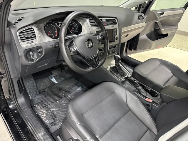 Used 2016 Volkswagen Golf S FWD image 14