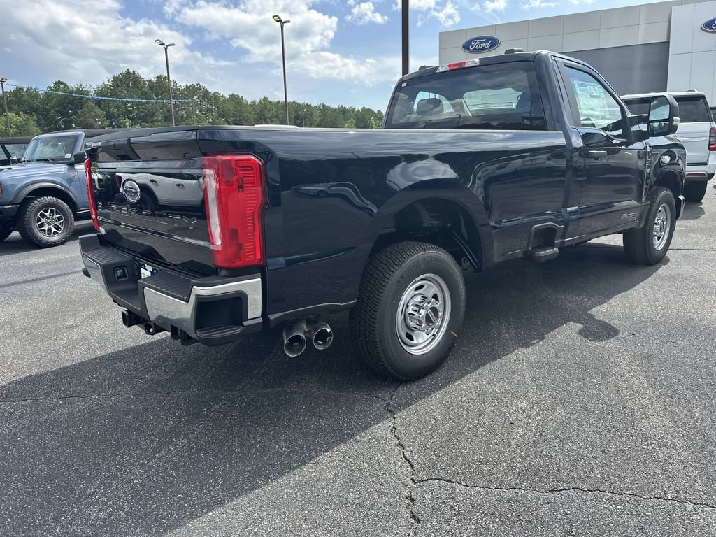 New 2025 Ford F350 XL w/ XL Driver Assist Package RWD image 10