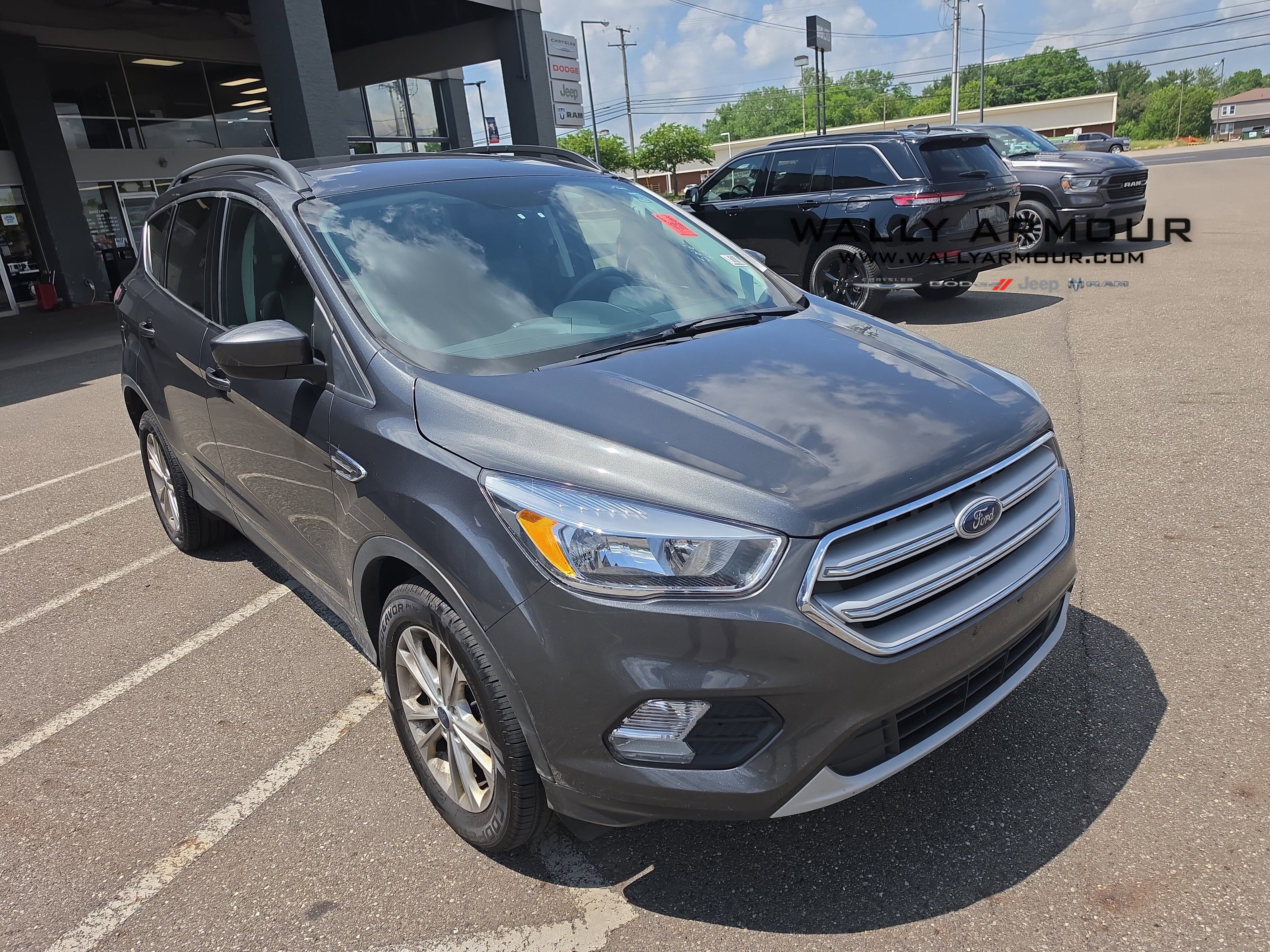 Used 2018 Ford Escape SE AWD/4WD video 1