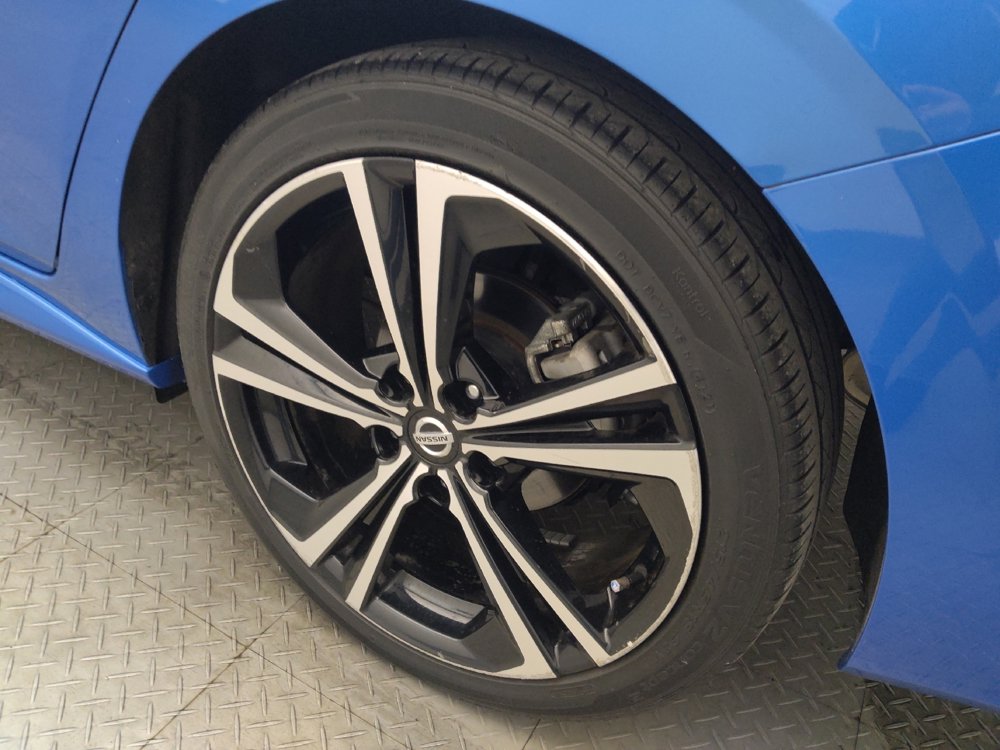 Used 2020 Nissan Sentra SR w/ Premium Package image 31