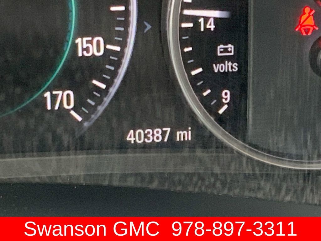 Used 2019 Buick LaCrosse Essence w/ Sun and Shade Package image 13