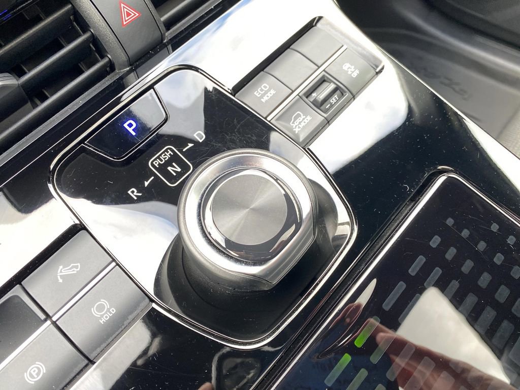 Used 2024 Toyota bZ4X XLE image 25